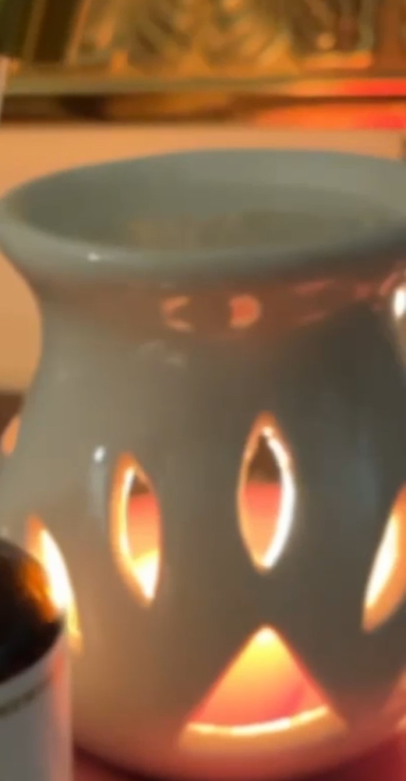 زيت عشبة الليمون (Lemongrass) (10 مل) - الصورة 2